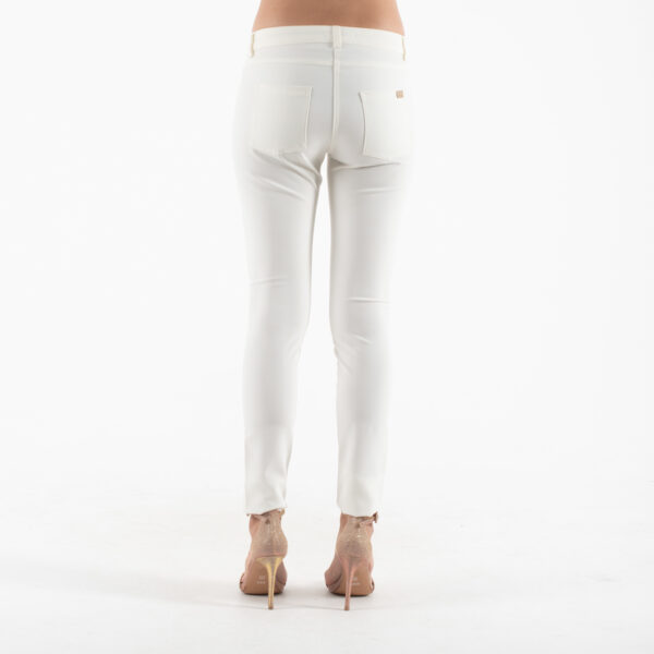 Relish Off White Παντελόνι Σε Στενή Γραμμή - Image 3