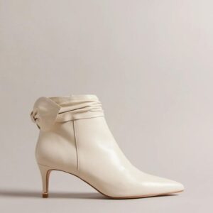 Ted Baker Μποτάκια Δερμάτινα Ιβουάρ με Λεπτομέρεια Φιόγκο